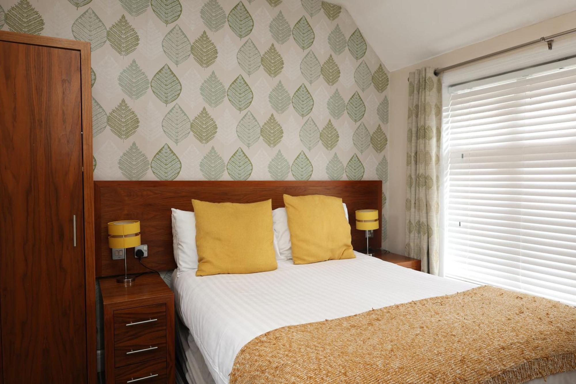 Hotel The Olde Kings Arms Hemel Hempstead Esterno foto